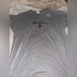 New York Yankees shirt size xl